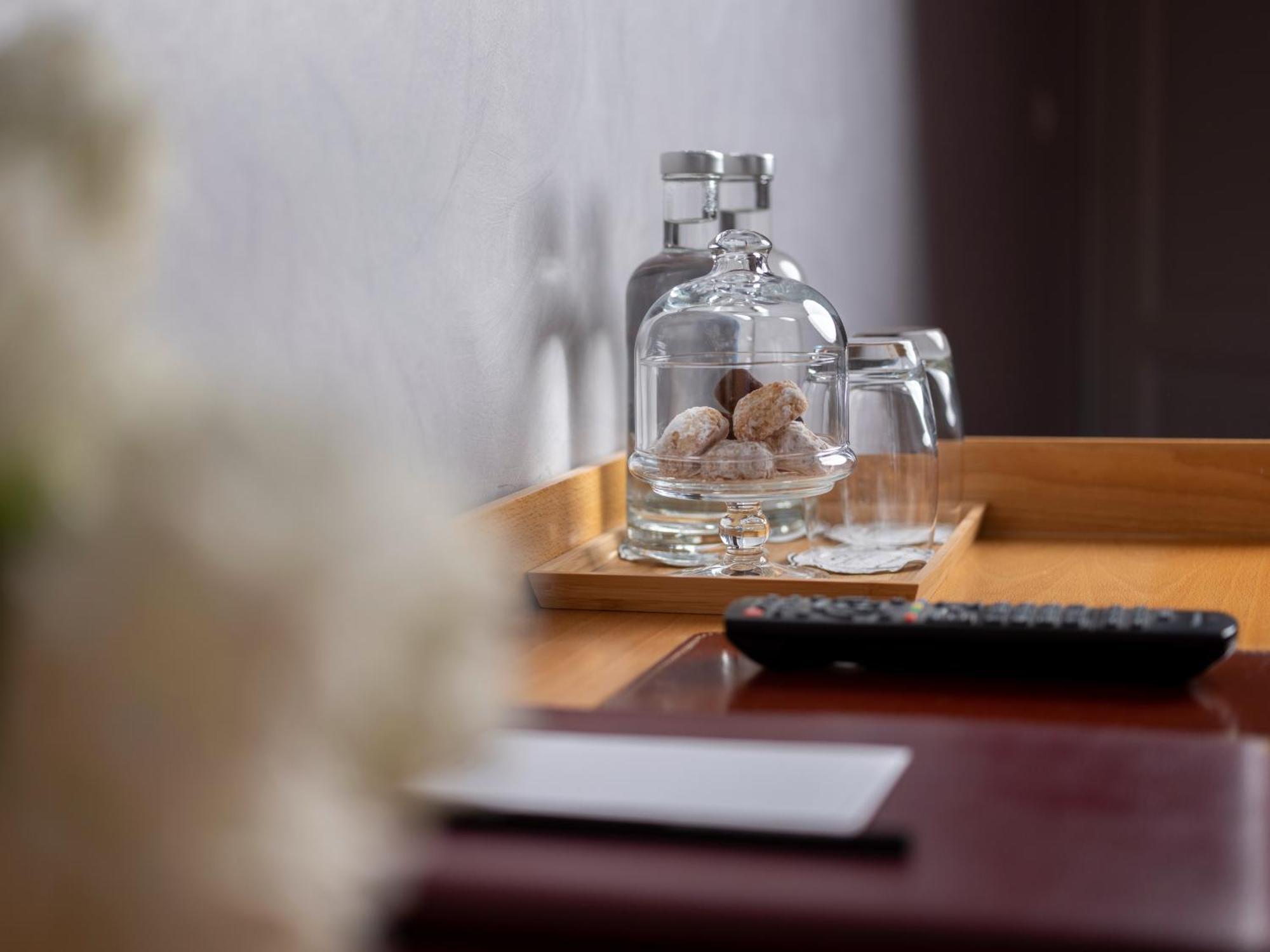 Romantik Hotel De L'Ours Sugiez Εξωτερικό φωτογραφία