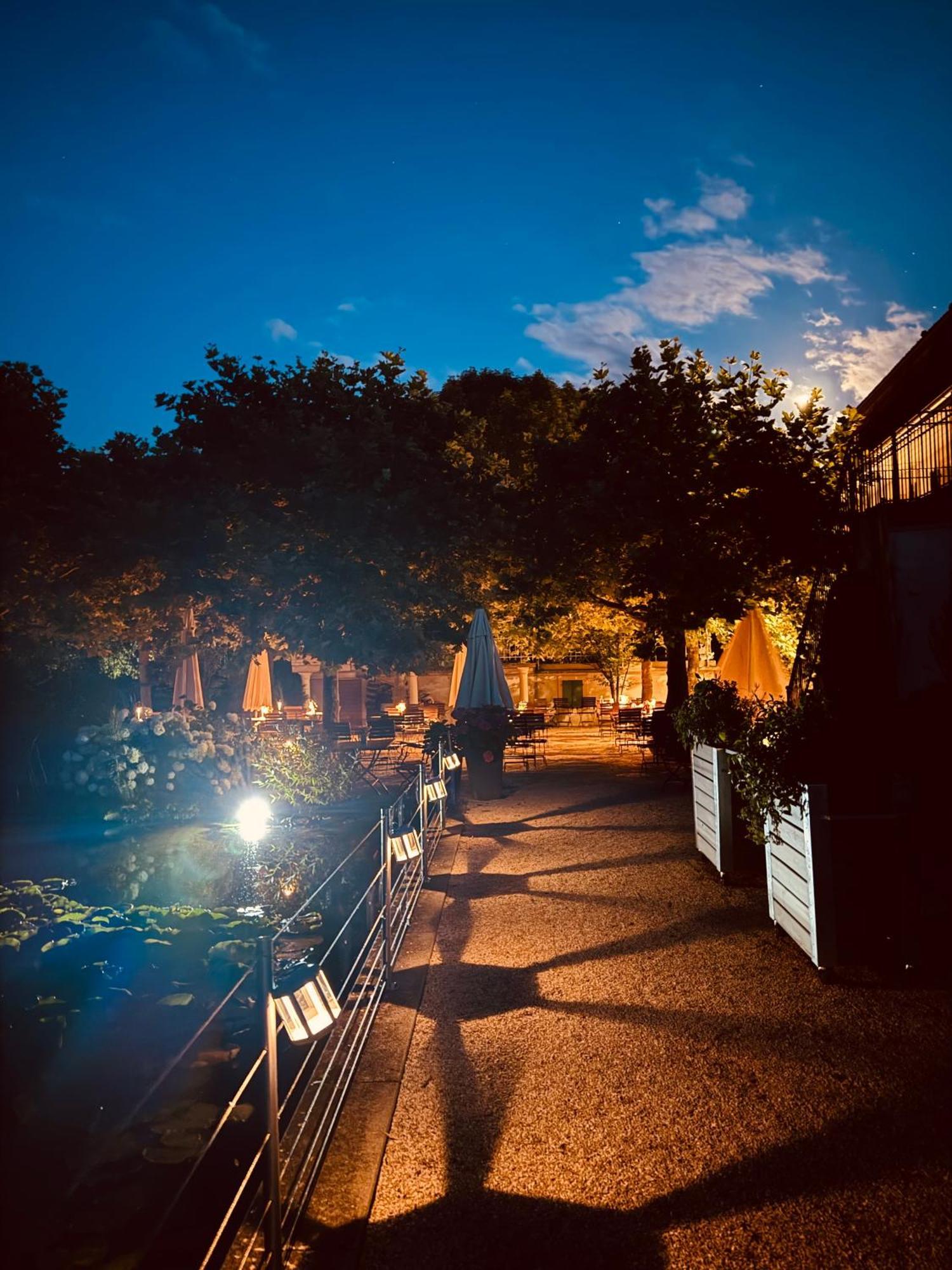 Romantik Hotel De L'Ours Sugiez Εξωτερικό φωτογραφία